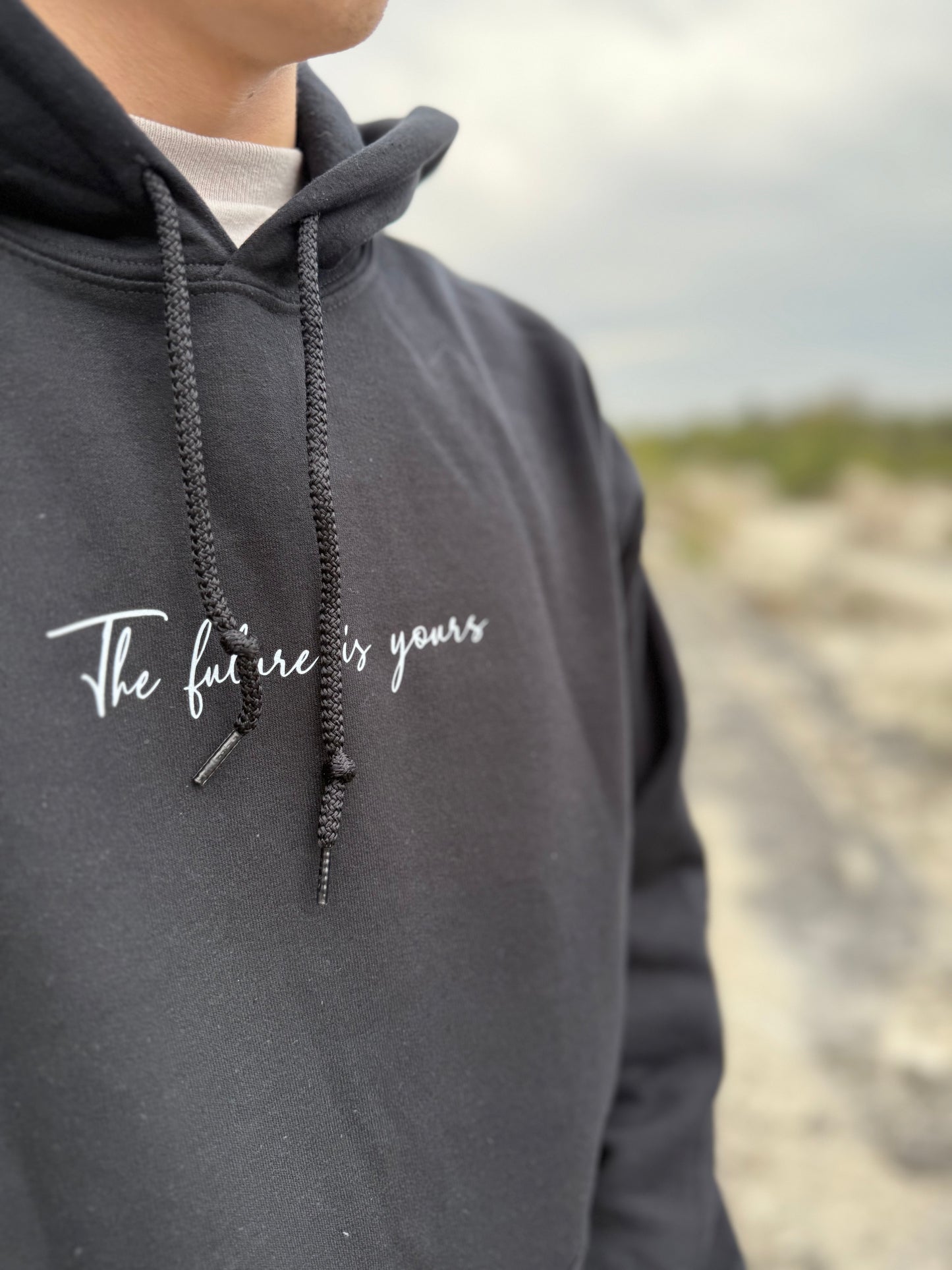 "The future is yours" Fekete pulóver